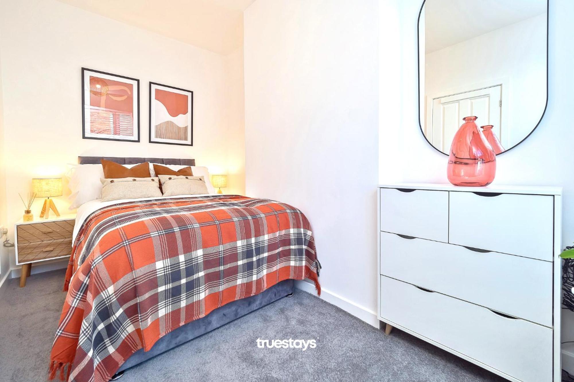 Nursery House By Truestays - 3 Bedroom House In Stoke-On-Trent Екстер'єр фото